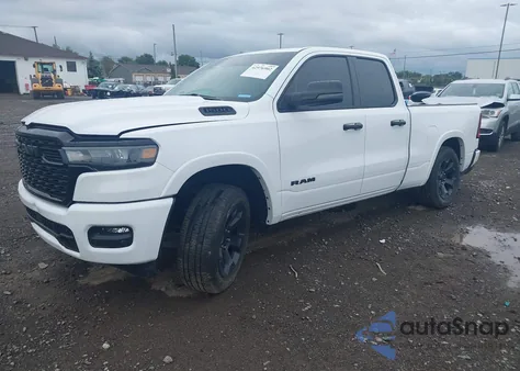 2025 Ram 1500 Big Horn Crew Cab 4X4 6'4 Box из США, поврежденный, VIN 1C6SRFBP5SN523328